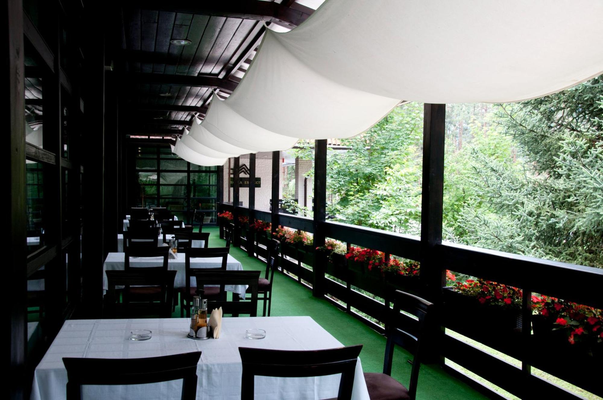 Everest Hotel Etropole Exterior foto